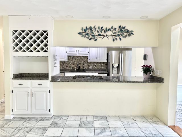 7 Rainbow Drive, Goffstown, NH 03045