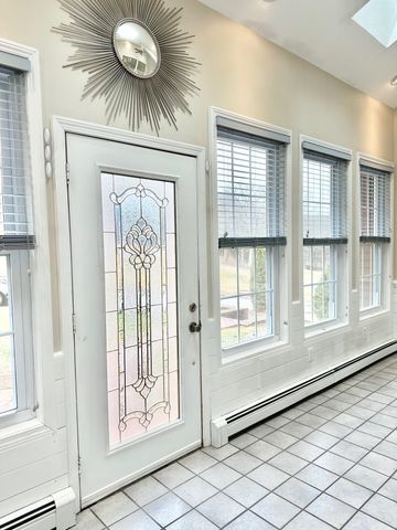 7 Rainbow Drive, Goffstown, NH 03045