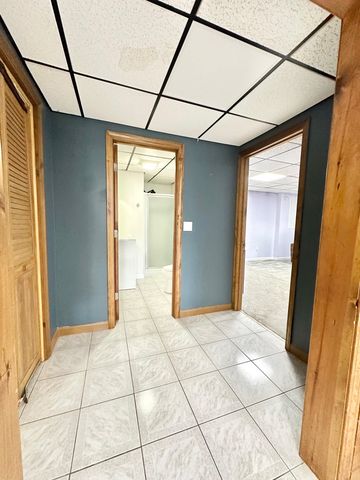 7 Rainbow Drive, Goffstown, NH 03045