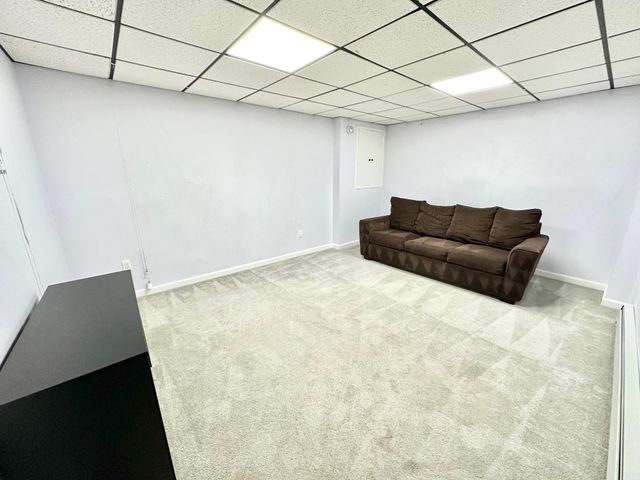 7 Rainbow Drive, Goffstown, NH 03045