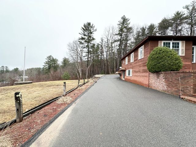 7 Rainbow Drive, Goffstown, NH 03045