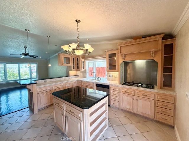 9272 Sunridge, Huntington Beach, CA 92646