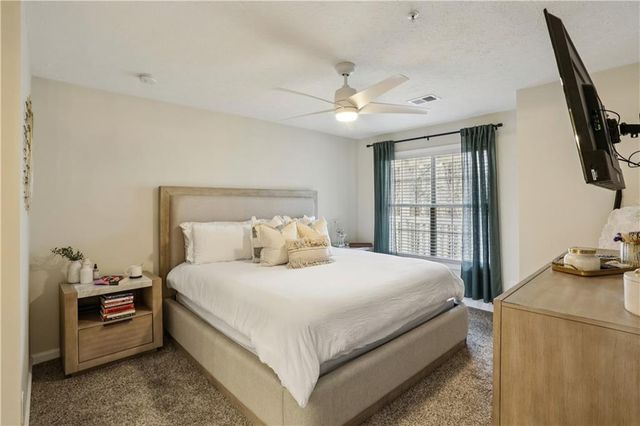 322 Streamside Drive, Roswell, GA 30076