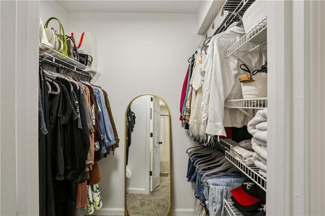 322 Streamside Drive, Roswell, GA 30076