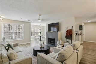 322 Streamside Drive, Roswell, GA 30076