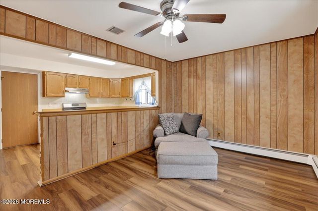 38 Fairfield Road, Toms River, NJ 08757