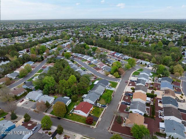 38 Fairfield Road, Toms River, NJ 08757