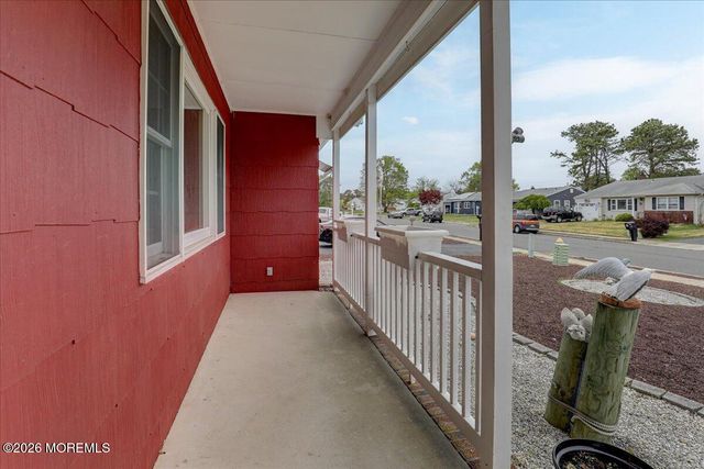 38 Fairfield Road, Toms River, NJ 08757