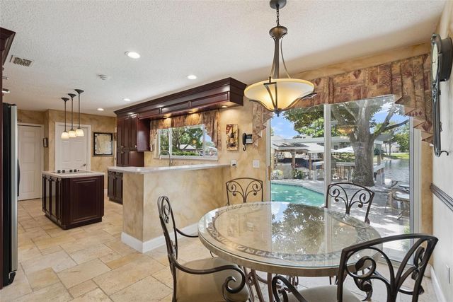 236 S SHADOWBAY BOULEVARD, Longwood, FL 32779