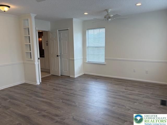 1962 Pine Court, Hellertown Boro, PA 18055