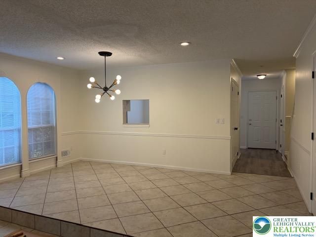 1962 Pine Court, Hellertown Boro, PA 18055
