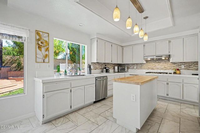 15707 Swift Place, Moorpark, CA 93021