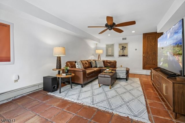 379 Highland Ave, Montclair Twp., NJ 07043