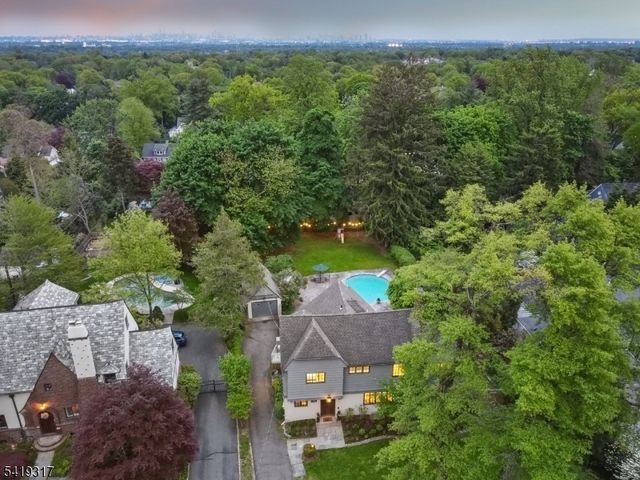 379 Highland Ave, Montclair Twp., NJ 07043