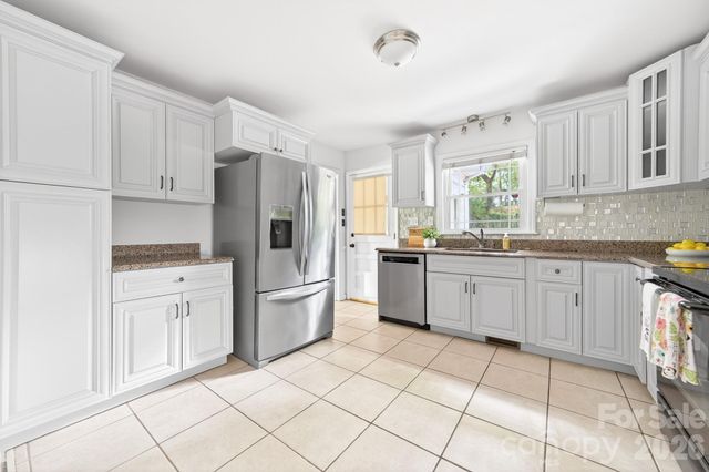 6209 Candlewood Drive, Charlotte, NC 28210
