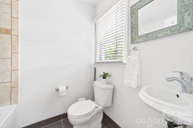 6209 Candlewood Drive, Charlotte, NC 28210
