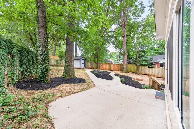 6209 Candlewood Drive, Charlotte, NC 28210