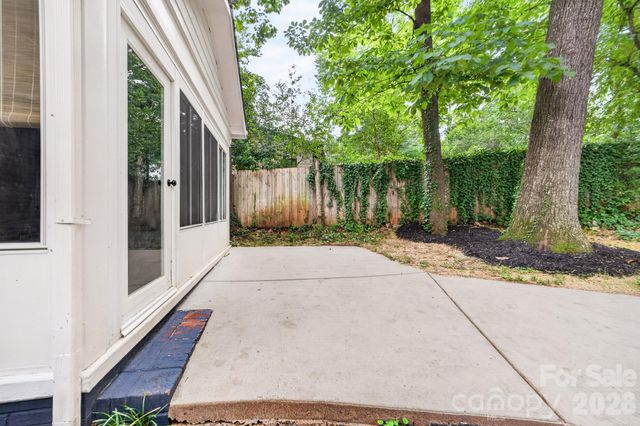 6209 Candlewood Drive, Charlotte, NC 28210