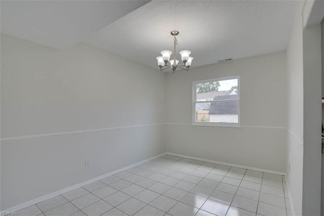 140 Gingerwood CT, Newport News, VA 23608