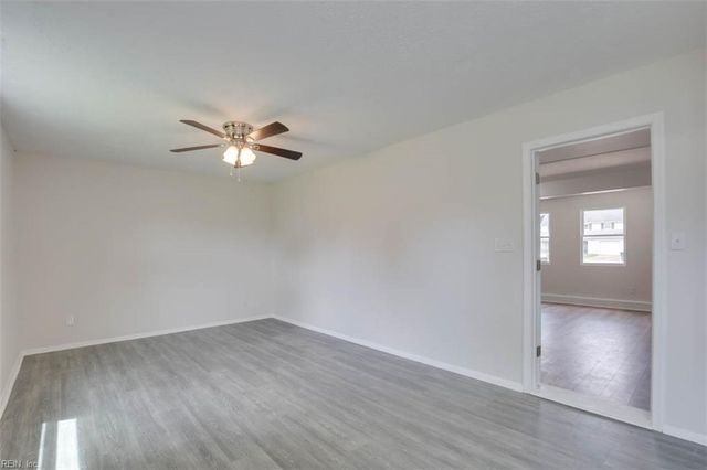 140 Gingerwood CT, Newport News, VA 23608