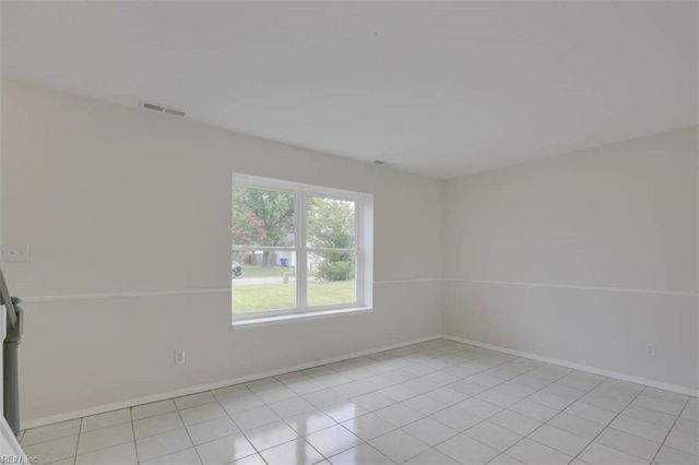 140 Gingerwood CT, Newport News, VA 23608