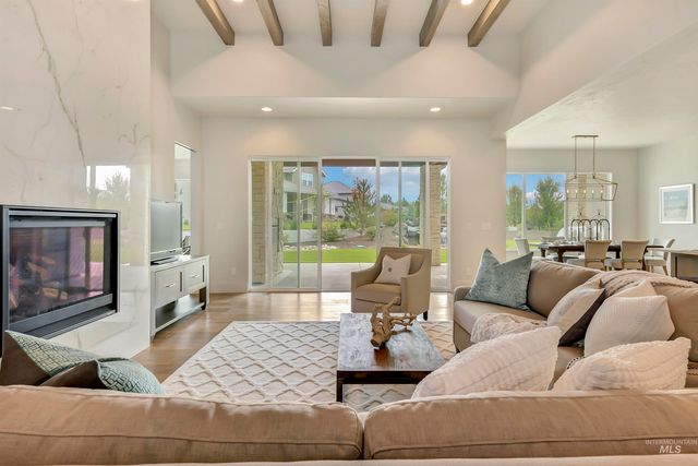3835 W Sugar Tree Court, Meridian, ID 83646