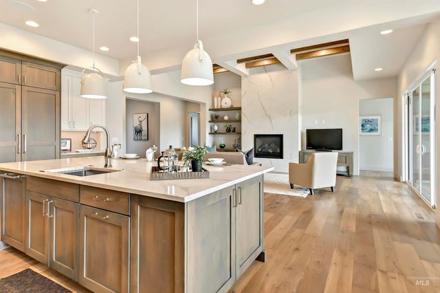 3835 W Sugar Tree Court, Meridian, ID 83646