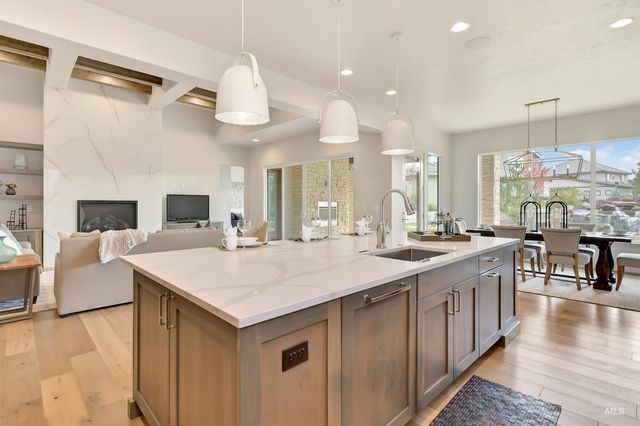 3835 W Sugar Tree Court, Meridian, ID 83646