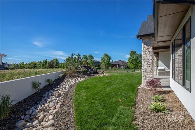 3835 W Sugar Tree Court, Meridian, ID 83646