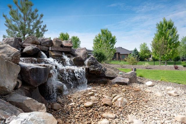 3835 W Sugar Tree Court, Meridian, ID 83646