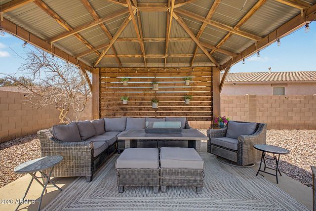 7327 W GLASS Lane, Laveen, AZ 85339