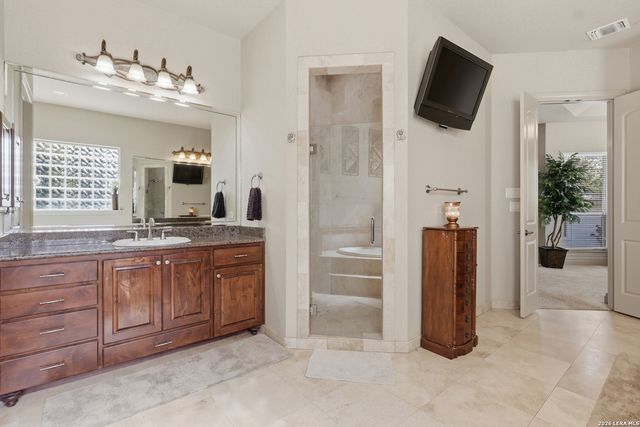 8036 Tradition Oak, Boerne, TX 78015