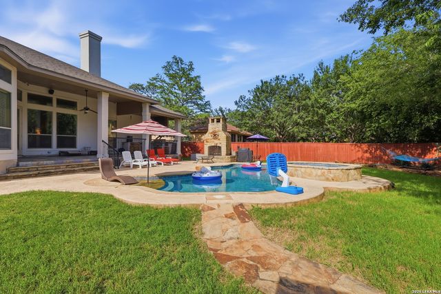 8036 Tradition Oak, Boerne, TX 78015