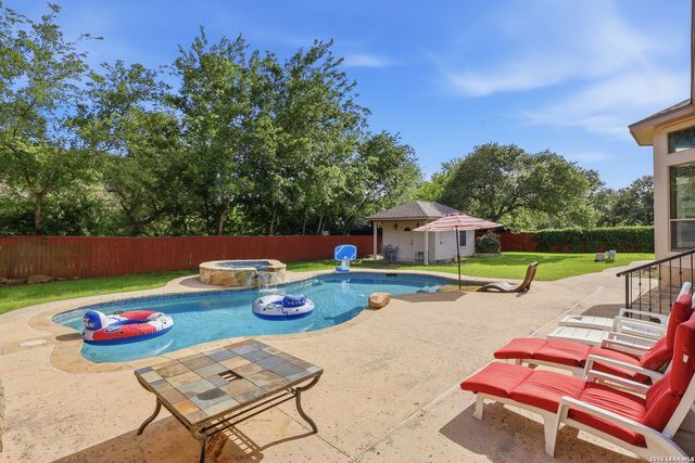 8036 Tradition Oak, Boerne, TX 78015
