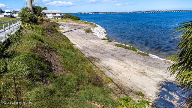 5241 N Highway 1 Highway, Palm Shores, FL 32940