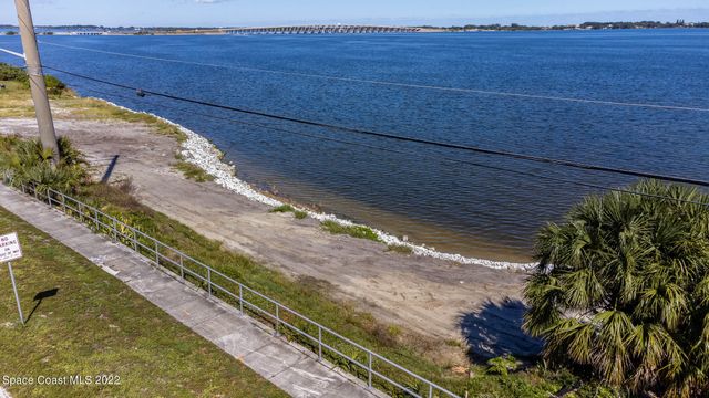 5241 N Highway 1 Highway, Palm Shores, FL 32940