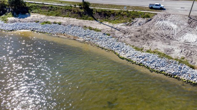 5241 N Highway 1 Highway, Palm Shores, FL 32940