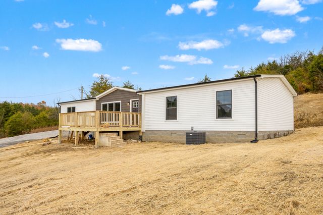 5630 Corinth Road, Berry, KY 41003