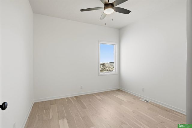 5713 N 198th Street, Elkhorn, NE 68022