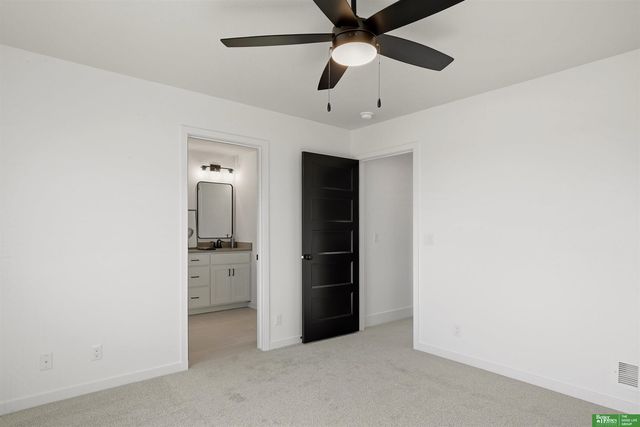 5713 N 198th Street, Elkhorn, NE 68022