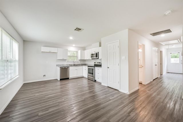 5430 E Houston Road, Houston, TX 77028