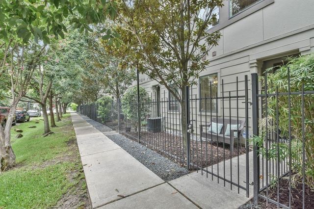 1921 Summer Street, Houston, TX 77007