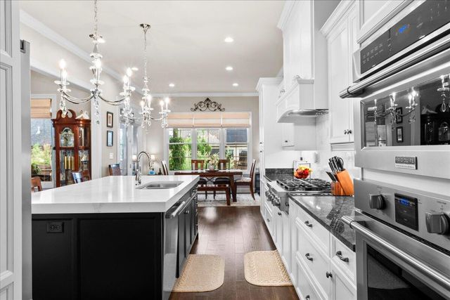 2428 Lorenzo Way, Lexington, KY 40509