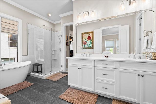 2428 Lorenzo Way, Lexington, KY 40509