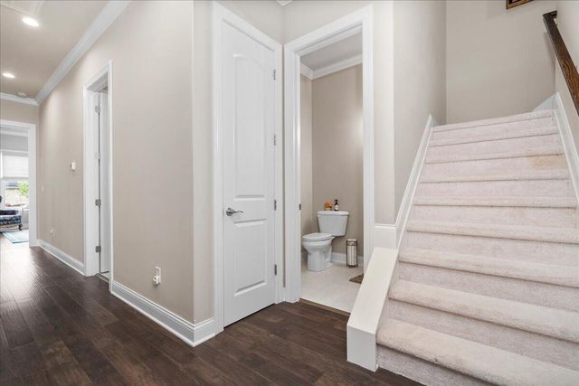 2428 Lorenzo Way, Lexington, KY 40509