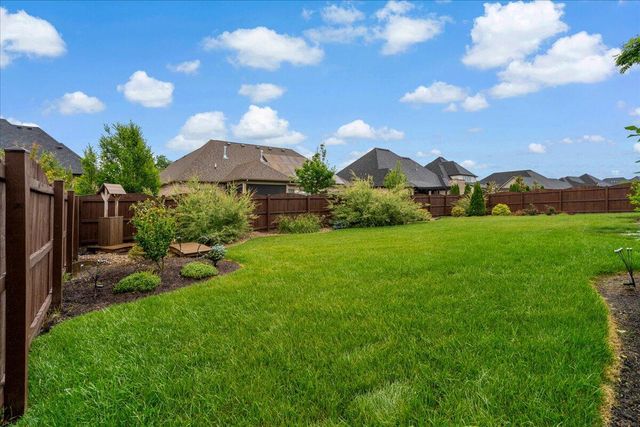 2428 Lorenzo Way, Lexington, KY 40509