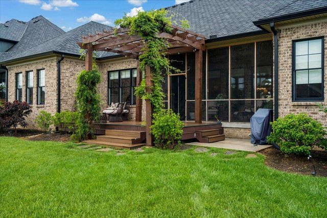 2428 Lorenzo Way, Lexington, KY 40509