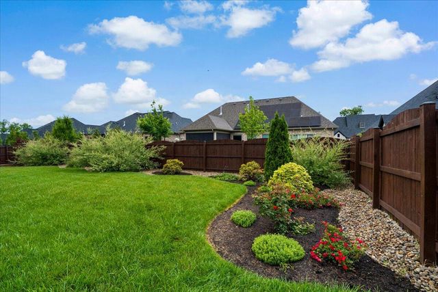 2428 Lorenzo Way, Lexington, KY 40509