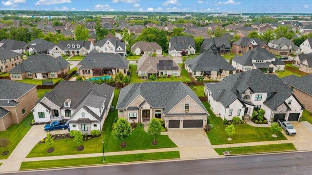2428 Lorenzo Way, Lexington, KY 40509