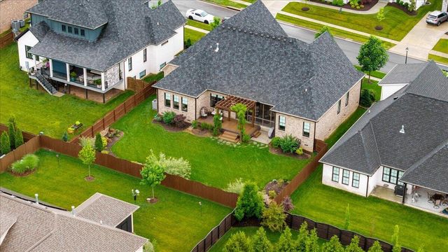 2428 Lorenzo Way, Lexington, KY 40509